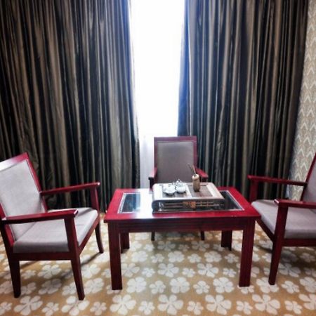 Ximala Business Hotel - Jia He Branch Гуанчжоу Екстер'єр фото